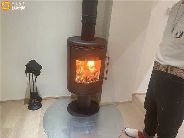 上海映虹橋別墅丹麥morso 6848獨立火爐安裝.jpg