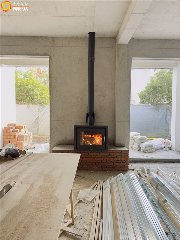 上海新虹橋小別墅丹麥Morso 5660對流型壁爐安裝.jpg